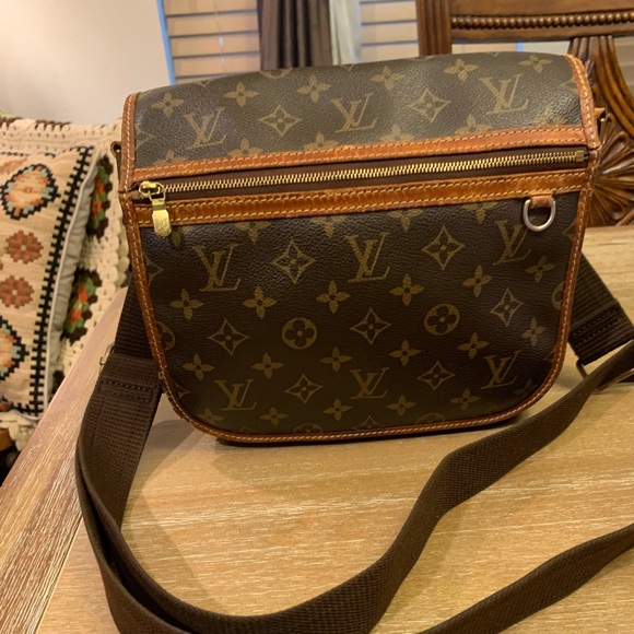 Louis Vuitton Other - Authentic Louis Vuitton Brown Monogram Messenger Bag